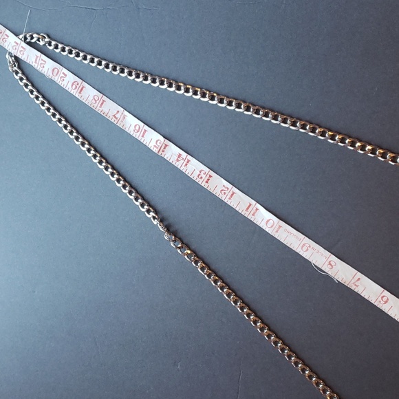 White and Silver Shoulder Bag with Silver Removable Chain - Picture 5 of 12